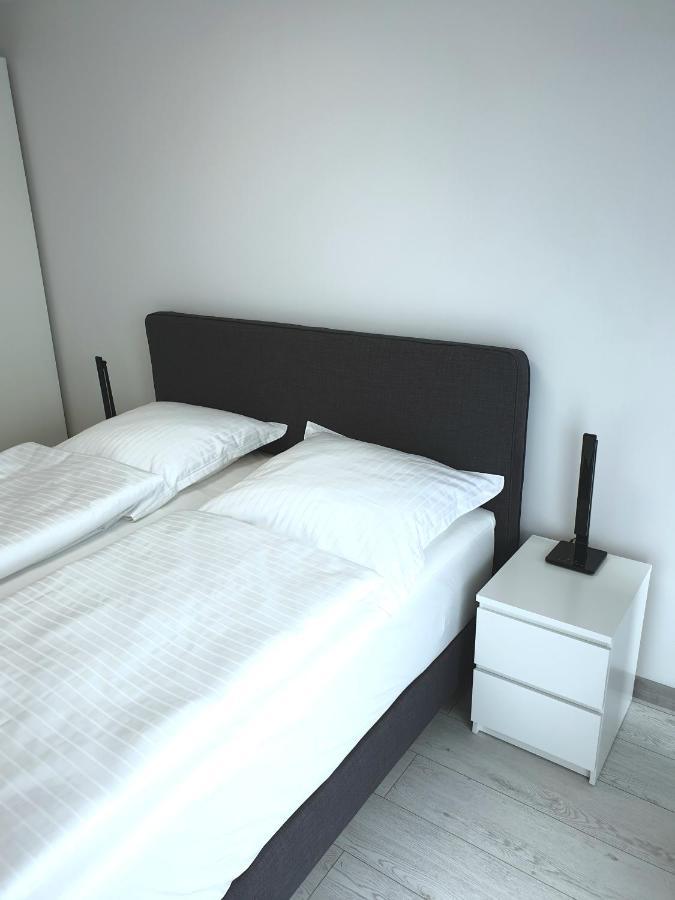 Private Apartment, Aircondition, Hd Tv Pl & De, Wifi, Garage, Fully Equipped, Near Beach Kolobrzeg Bagian luar foto