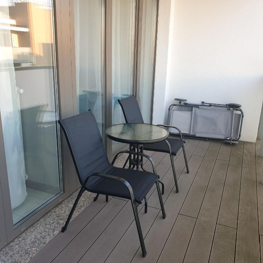 Private Apartment, Aircondition, Hd Tv Pl & De, Wifi, Garage, Fully Equipped, Near Beach Kolobrzeg Bagian luar foto
